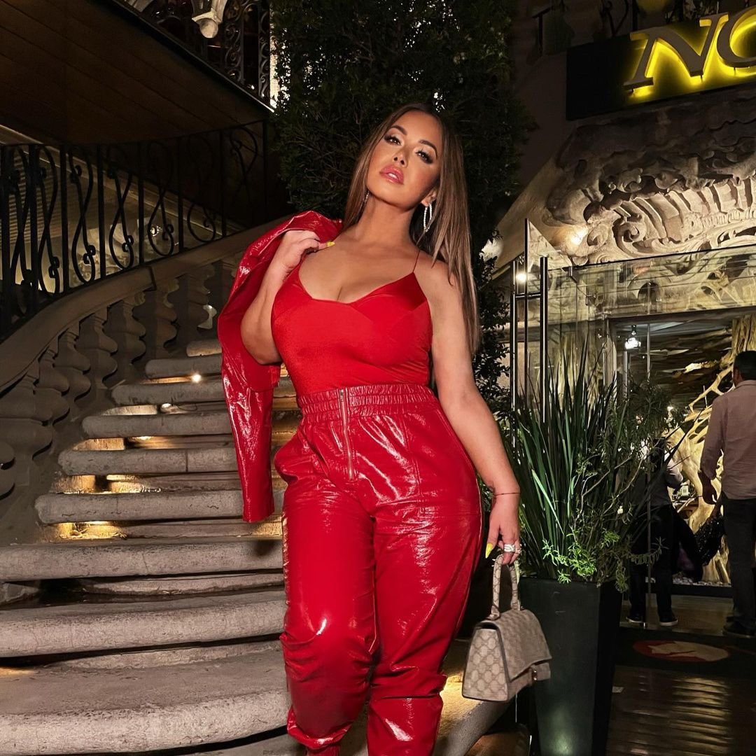 Chiquis  #1 en la radio popular de México: foto 1 de 4