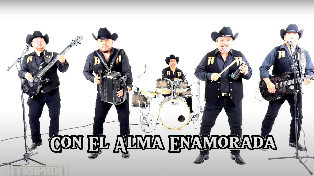 Grupo Atrapado "La Excelencia de la Cumbia": foto 1 de 7