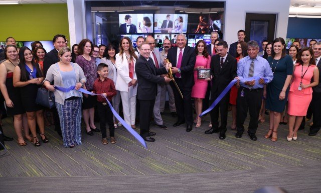 TELEMUNDO 40 / KTLM REVELA NUEVO CENTRO DE DIFUSION DE ÚLTIMA GENERACIÓN