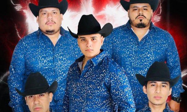 30/30 Norteño Banda  