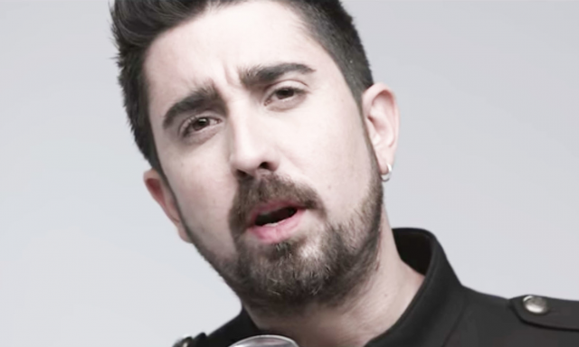 Alex Ubago PRESENTA “MÍRANOS” Es el primer sencillo de su nuevo álbum