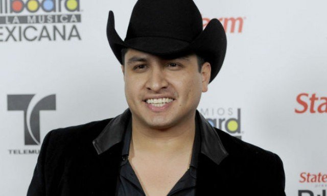 Julión Álvarez  y su Norteño Bandada